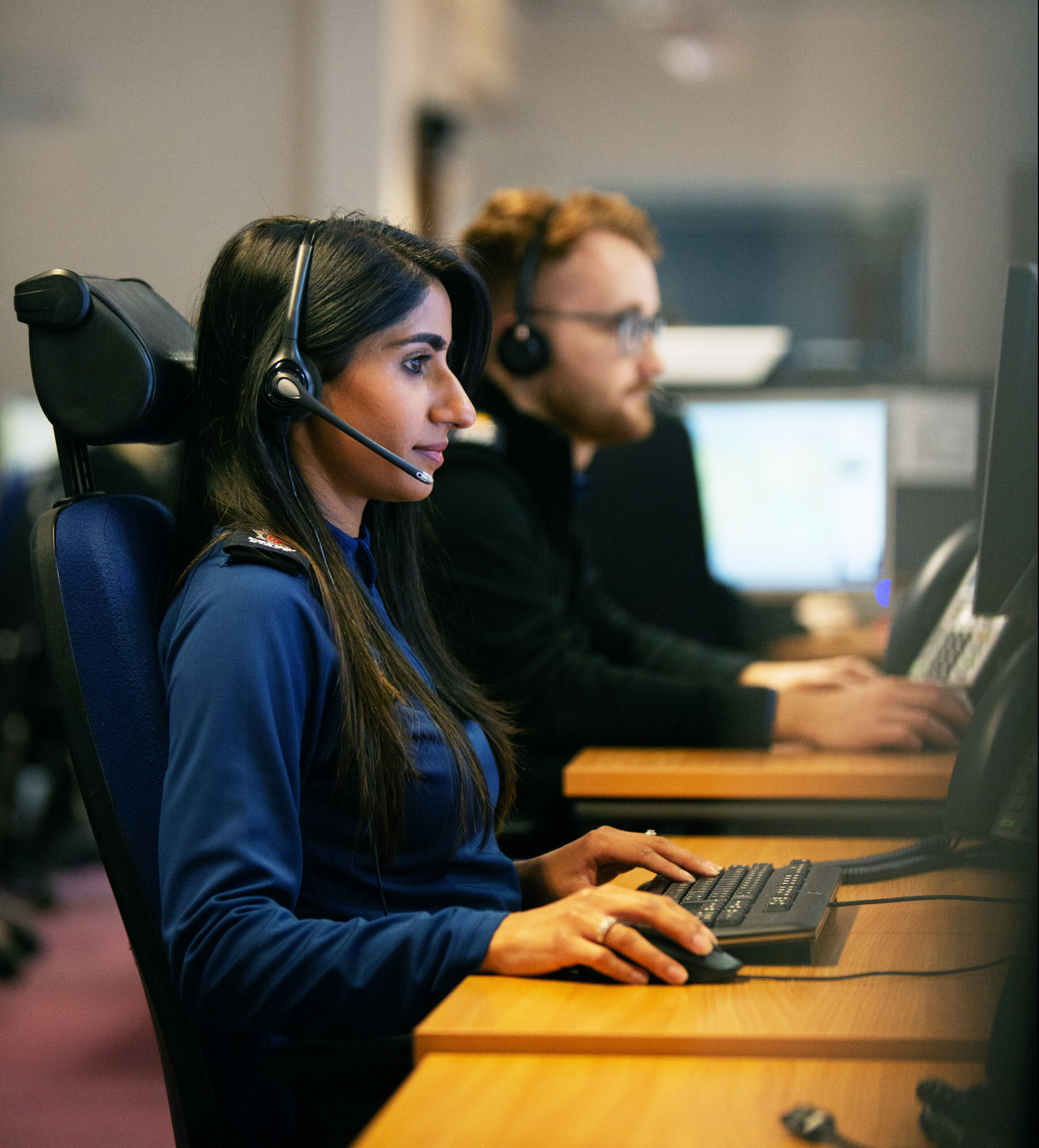 asian female police contact staff